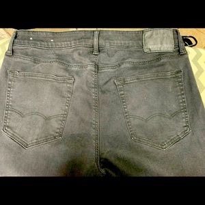 Men’s American Eagle Next Level Flex jean.  Black, sz 34waist X 32length